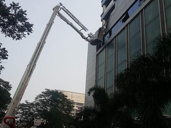 চারতলার আগুন চারতলার আগুন