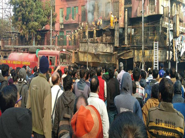 বাসিন্দাদের অভিযোগ বাসিন্দাদের অভিযোগ