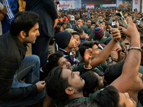 জাতীয় পতাকার পাঁচ রঙ, জানালেন গম্ভীর জাতীয় পতাকার পাঁচ রঙ, জানালেন গম্ভীর