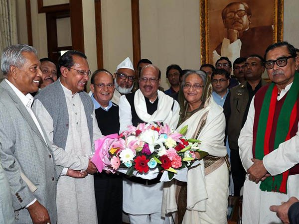 পরে বাড়ানো হতে পারে মন্ত্রিসভা