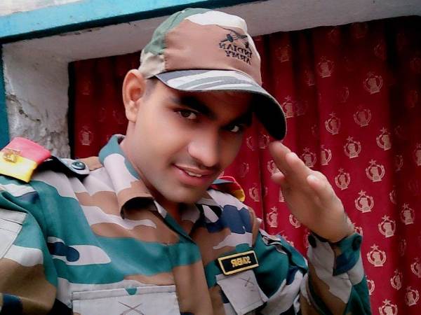 সোশ্যাল নেটওয়ার্কিং সাইটে ফাঁদ সোশ্যাল নেটওয়ার্কিং সাইটে ফাঁদ