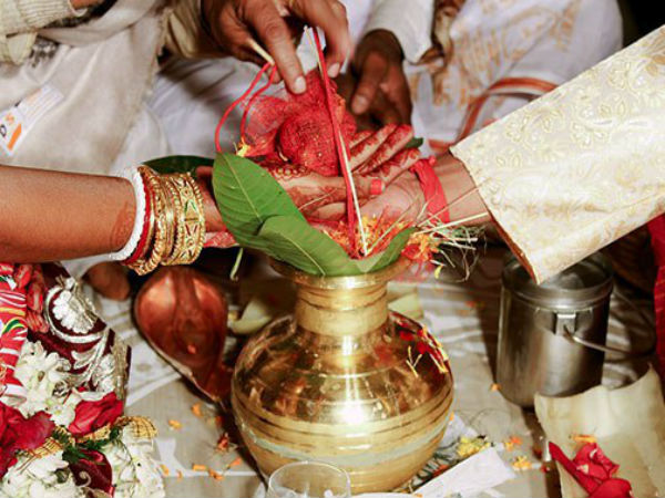 স্বামী-বড় জায়ের মধ্যে সম্পর্ক