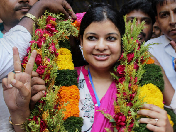 মৌসমের হুঙ্কার মৌসমের হুঙ্কার