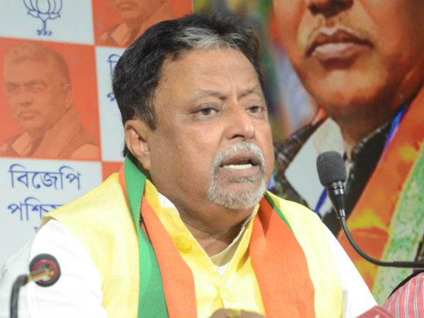 অমিতের কথার প্রতিধ্বনি মুকুলের অমিতের কথার প্রতিধ্বনি মুকুলের