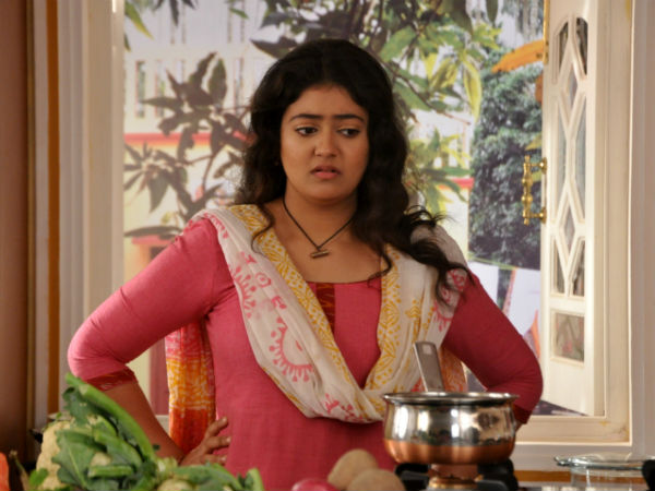 রানু পেল লটারি 