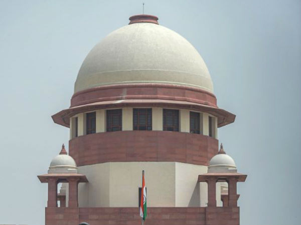 এসসি-এসটি আইনের প্রস্তাবিত সংশোধনী আটকাচ্ছে না সুপ্রিম কোর্ট এসসি-এসটি আইনের প্রস্তাবিত সংশোধনী আটকাচ্ছে না সুপ্রিম কোর্ট