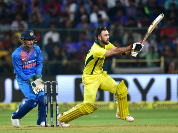 ম্যাডম্য়াক্সের দুরন্ত শতরানে ম্লান বিরাট-ধোনির পরাক্রম ম্যাডম্য়াক্সের দুরন্ত শতরানে ম্লান বিরাট-ধোনির পরাক্রম