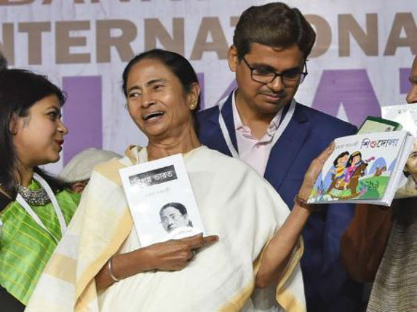 তাড়াহুড়োয় লেখা তাড়াহুড়োয় লেখা