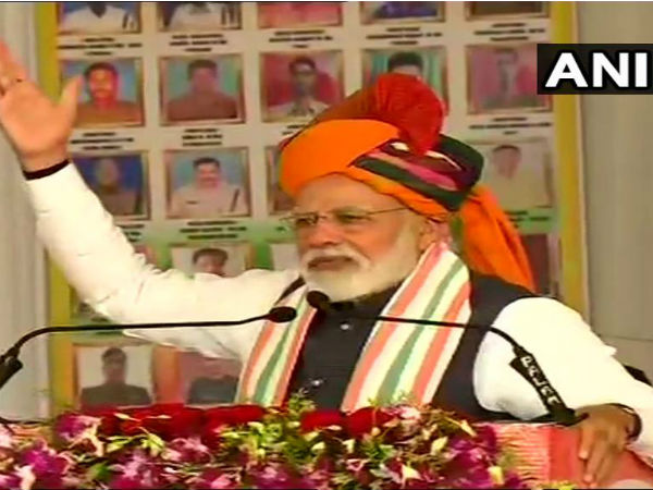দেশ সুরক্ষিত হাতে রয়েছে, সার্জিক্যাল স্ট্রাইকের পর মুখ খুলে আর কী বললেন গর্বিত মোদী দেশ সুরক্ষিত হাতে রয়েছে, সার্জিক্যাল স্ট্রাইকের পর মুখ খুলে আর কী বললেন গর্বিত মোদী