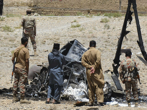  মসজিদের দখল পাক সেনার!