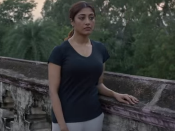 ঠৌঁটের সুখ-এর ঠিকানা দিচ্ছে পাওলি-আবিরের তৃতীয় অধ্যায়-এর এই ভিডিও ঠৌঁটের সুখ-এর ঠিকানা দিচ্ছে পাওলি-আবিরের তৃতীয় অধ্যায়-এর এই ভিডিও