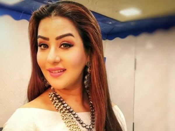 রাজনীতির লড়াইয়ে সিনে-জগৎ