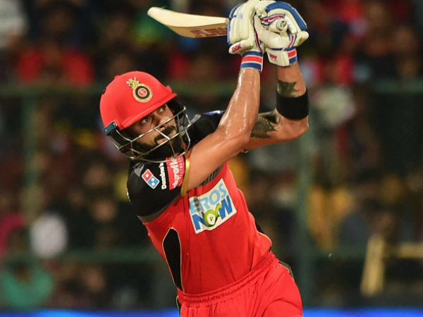 আইপিএল-এ সাবধান! কোহলিকে সতর্ক করলেন বিশ্বের সেরা বোলার আইপিএল-এ সাবধান! কোহলিকে সতর্ক করলেন বিশ্বের সেরা বোলার