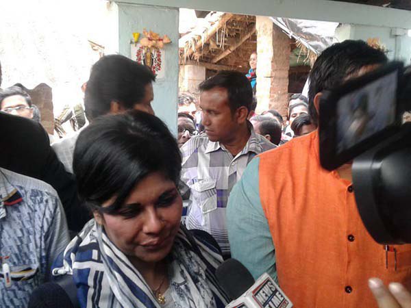 প্রতিপক্ষ ভারতী ঘোষ ধরেই আক্রমণ তৃণমূলের প্রতিপক্ষ ভারতী ঘোষ ধরেই আক্রমণ তৃণমূলের