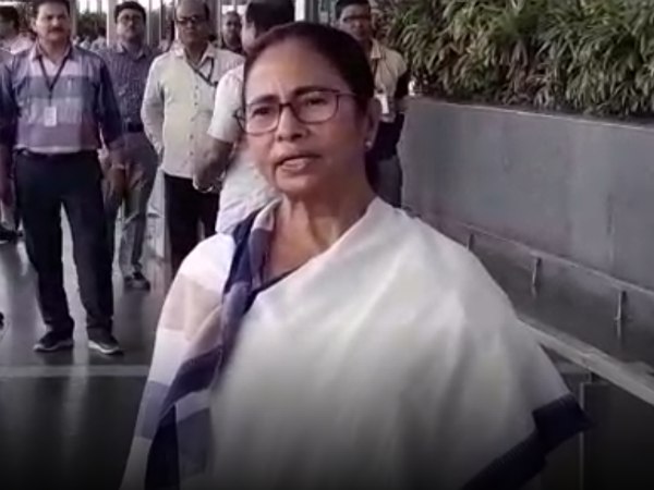 গণতন্ত্র বাঁচাতে একজোট হওয়ার ডাক