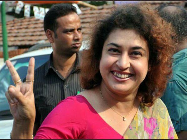 দিদির ভরসা ভাঙেননি! শতাব্দী জানালেন ভোটের পাওয়ার-মিল-এর কথা দিদির ভরসা ভাঙেননি! শতাব্দী জানালেন ভোটের পাওয়ার-মিল-এর কথা
