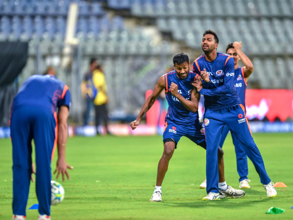 মুম্বই ইন্ডিয়ান্স দলের খবর 