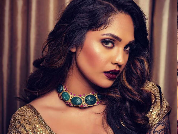 ছোটবেলা থেকে সরকার পরিবারে নববর্ষ কীভাবে উদযাপন হতে দেখে এসেছেন? ছোটবেলা থেকে সরকার পরিবারে নববর্ষ কীভাবে উদযাপন হতে দেখে এসেছেন?