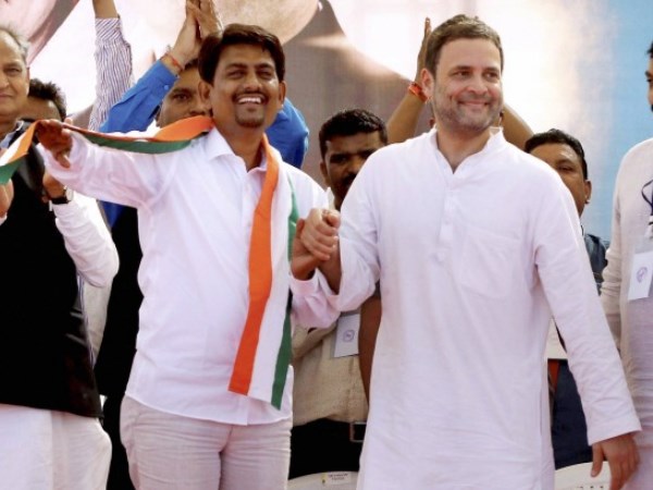 ক্ষত্রিয় ঠাকুর সেনার চাপে নতিস্বীকার ক্ষত্রিয় ঠাকুর সেনার চাপে নতিস্বীকার