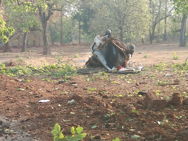 ভোটের মুখেই ছত্তিশগঢ়ে মাওবাদী হানা, নিহত বিজেপি বিধায়ক ভোটের মুখেই ছত্তিশগঢ়ে মাওবাদী হানা, নিহত বিজেপি বিধায়ক