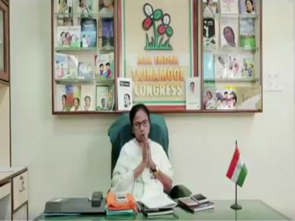 এসো হে বৈশাখ, এসো এসো! রাজ্যবাসীকে অভিনন্দন মমতার, দেখুন ভিডিও বার্তা এসো হে বৈশাখ, এসো এসো! রাজ্যবাসীকে অভিনন্দন মমতার, দেখুন ভিডিও বার্তা