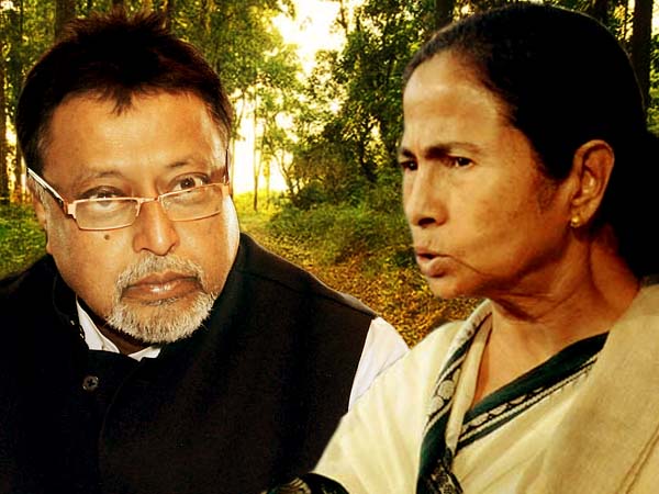 সারদা ইস্যুতে মমতাকে আক্রমণ