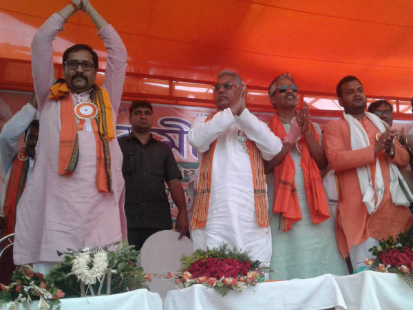 মানস- দিলীপ লড়াই মানস- দিলীপ লড়াই