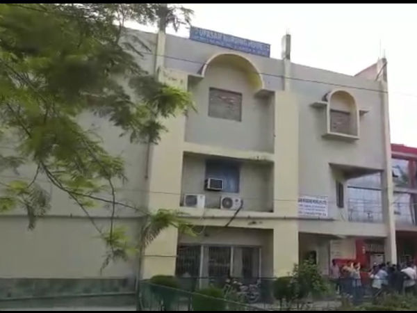 রাতে হাতে অপারেশন, সকালে মৃত্যু! চিকিৎসায় গাফিলতির অভিযোগে জাতীয় সড়ক অবরোধ