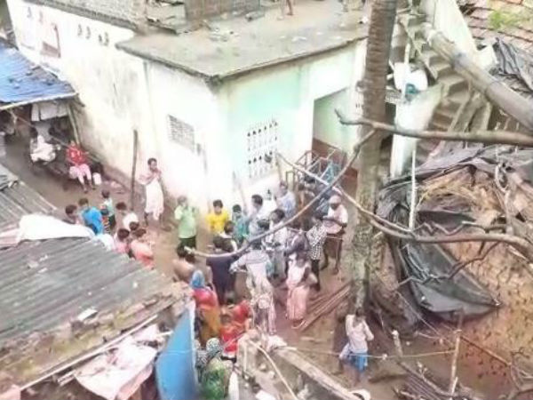 পাঁচ মিনিটেই লন্ডভন্ড পাঁচ মিনিটেই লন্ডভন্ড