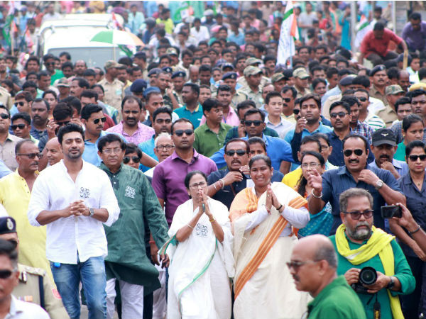 দেবের সমর্থনে ভারতীকে একহাত দেবের সমর্থনে ভারতীকে একহাত