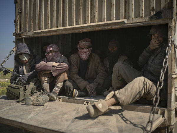 স্ট্রিঙ্গারএশিয়ায় রিপোর্ট স্ট্রিঙ্গারএশিয়ায় রিপোর্ট