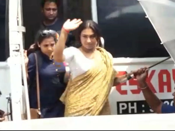 বিধানসভায় কেন গিয়েছিলেন ঋতুপর্ণা