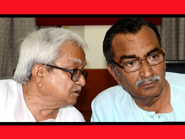 একসময়ে রাজ্য থেকে ইংরেজি তুলে দেওয়া দলের নেতা কটাক্ষ করছে আজ … কাকে?