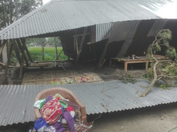 ফণীর আগে এ কোন ঝড় কোচবিহারে! তছনছ ৪০টি বাড়ি