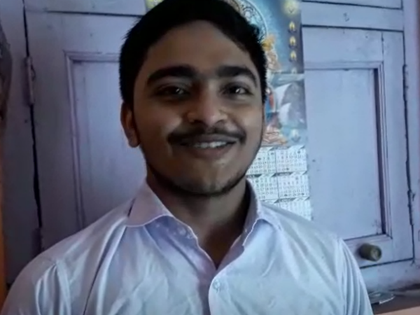 প্রথমস্থান, প্রাপ্ত নম্বর ৪৯৮(৯৯.৬%) প্রথমস্থান, প্রাপ্ত নম্বর ৪৯৮(৯৯.৬%)