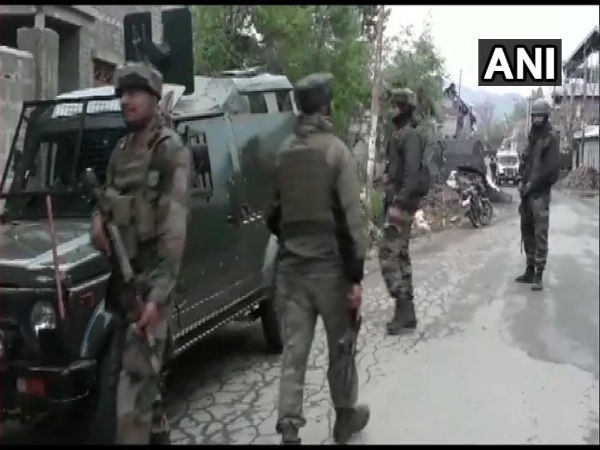 সোপিয়ানে এনকাউন্টারে মৃত ১ জঙ্গি সোপিয়ানে এনকাউন্টারে মৃত ১ জঙ্গি