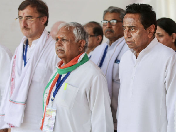১০জন বিধায়ককে ফোন 