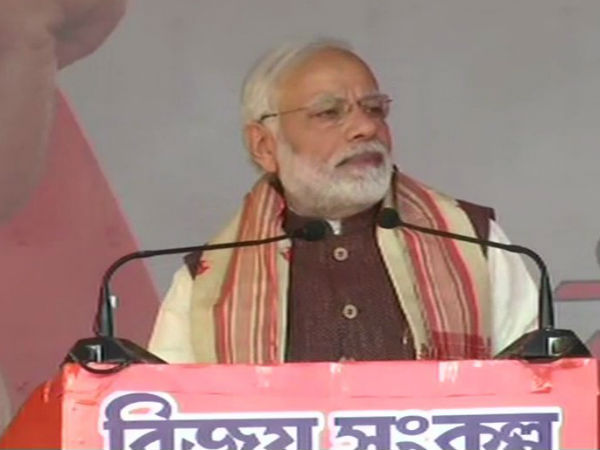 পদ্মফুল ফোটানোর দায়িত্বে মোদী 