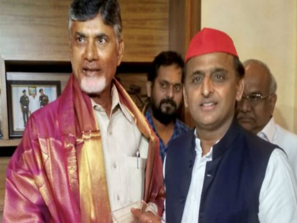 লখনৌ যাচ্ছেন চন্দ্রবাবু লখনৌ যাচ্ছেন চন্দ্রবাবু