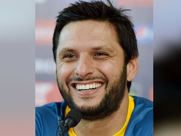 শাহিদ আফ্রিদির ইয়র্কার শাহিদ আফ্রিদির ইয়র্কার