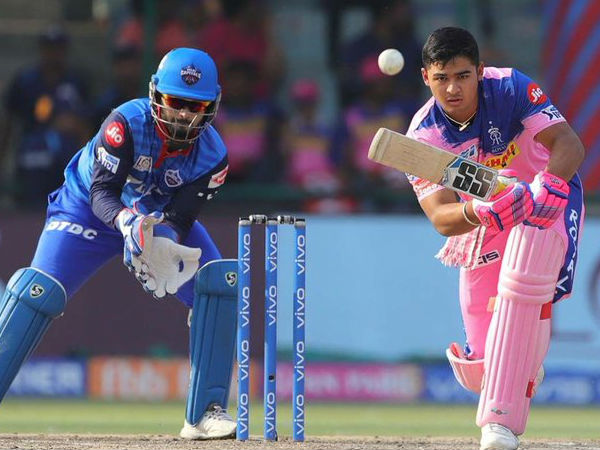 কনিষ্ঠতম রিয়ানের অর্ধ-শতরান