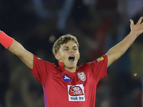 কনিষ্ঠতম হিসেবে সাম কুরানের হ্যাটট্রিক