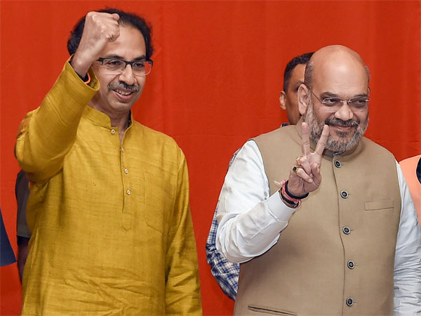 নির্বাচনের সাফল্যে বিজেপির থেকে পিছিয়ে শিবসেনা