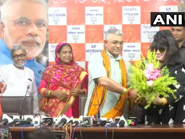 বর্তমানে কী করতেন অঞ্জু? 