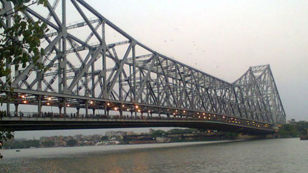  'অনুমতি' ছিল বলে দাবি সঙ্গীদের