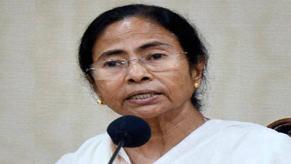 'গদ্দাররা পচা লোকেদের এনেছিল'