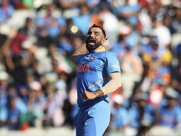 শামি-বুমরাহরা আরও জোরে বল করবে, দাবি শোয়েবের