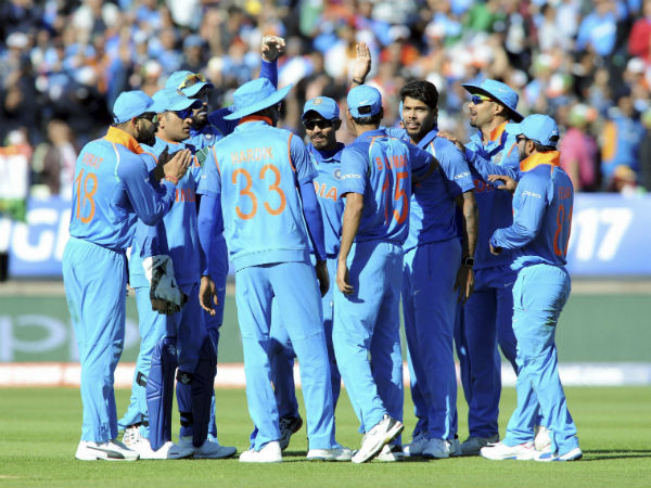 ভারতীয় দলে সবচেয়ে ভালো ও খারাপ ফিল্ডার কে, জানালেন ফিল্ডিং কোচ ভারতীয় দলে সবচেয়ে ভালো ও খারাপ ফিল্ডার কে, জানালেন ফিল্ডিং কোচ