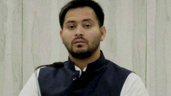 তেজস্বী কোথায়, চর্চা জারি