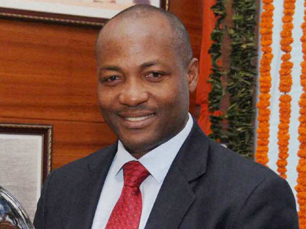 তৃতীয় স্থানে কে